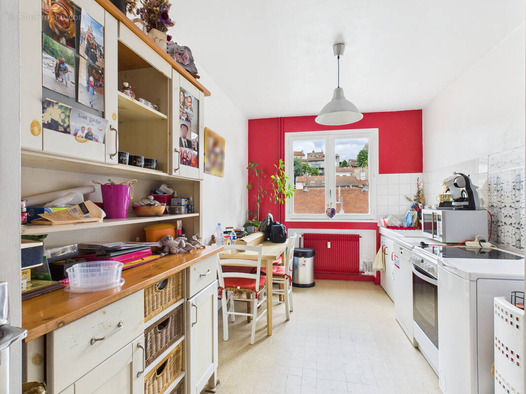 Appartement à SAINT-ETIENNE