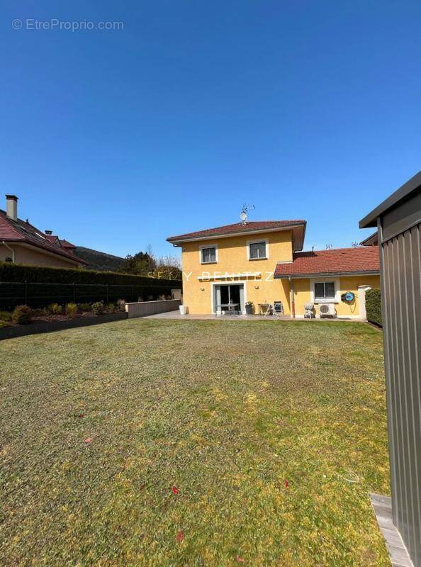 Maison à BELLEGARDE-SUR-VALSERINE