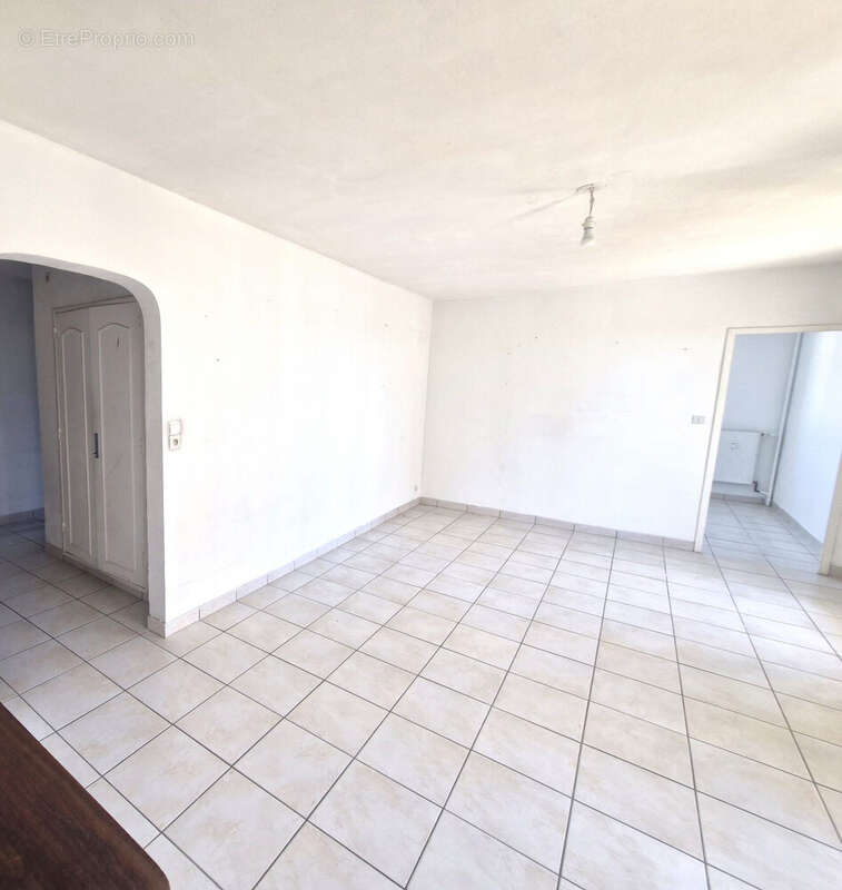 Appartement à LA VALETTE-DU-VAR