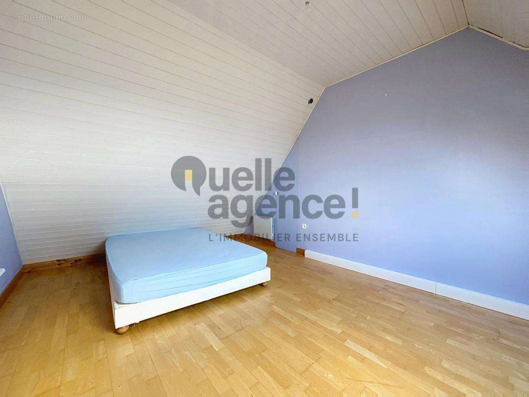 Maison à PLOUGUERNEAU