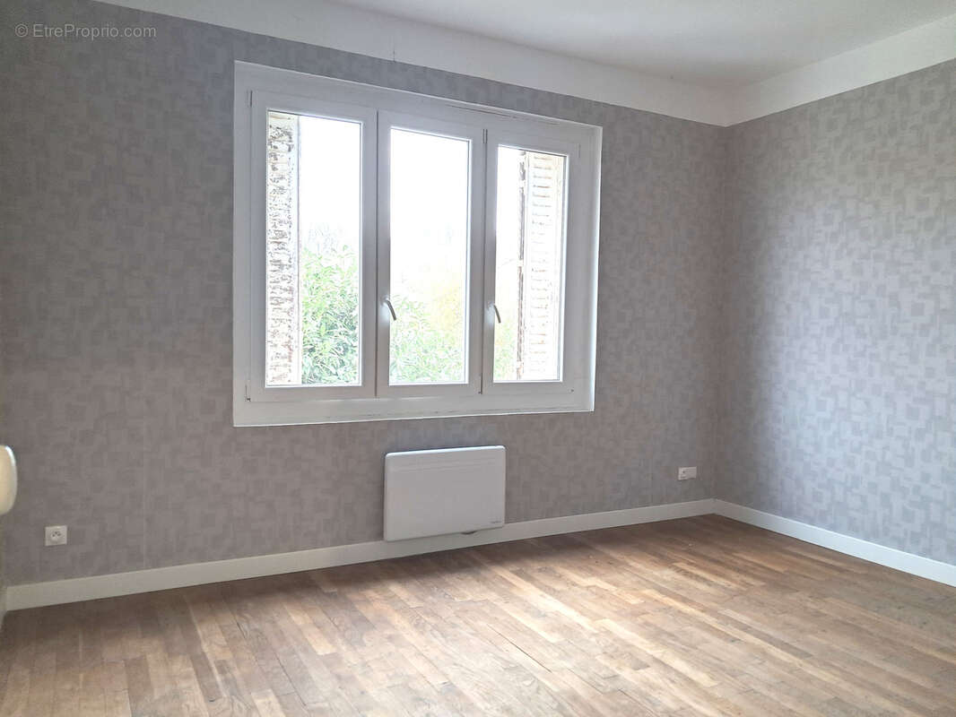 Maison à NEUVY-SUR-LOIRE