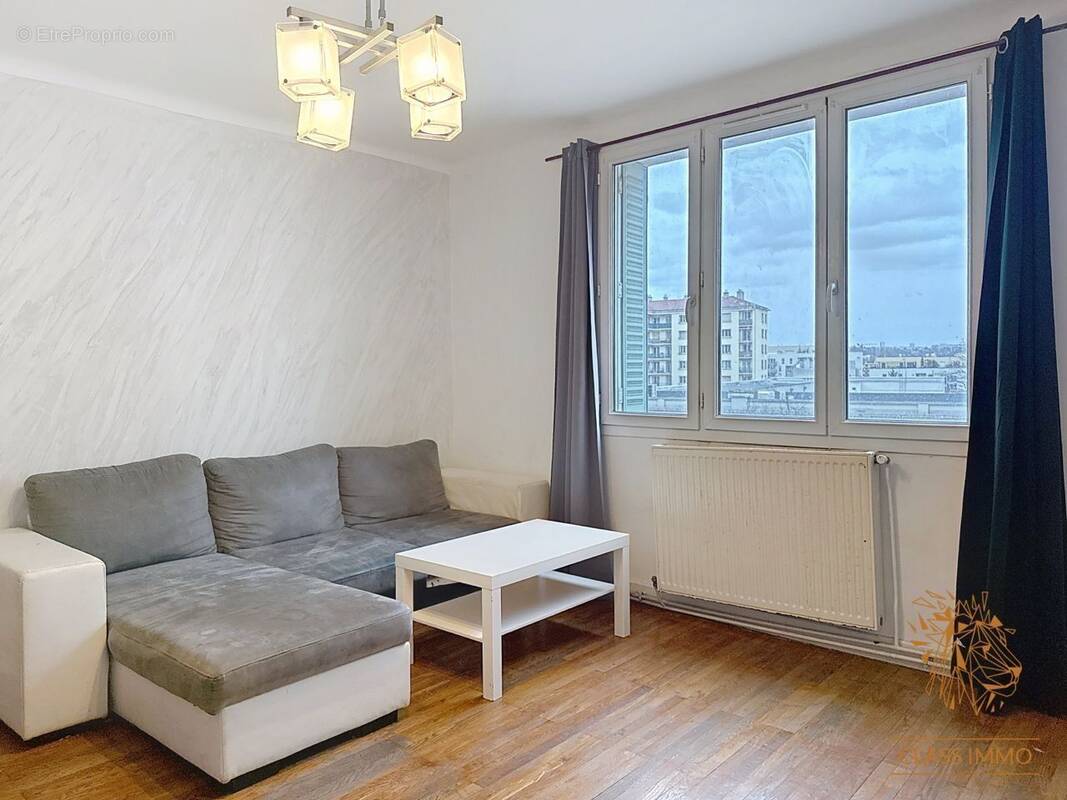 Photo 1 - Appartement à VILLEURBANNE