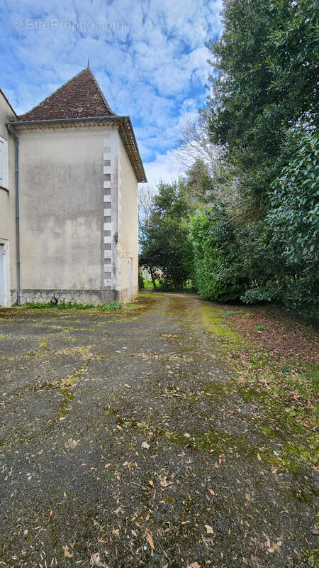 Maison à LUGON-ET-L&#039;ILE-DU-CARNAY