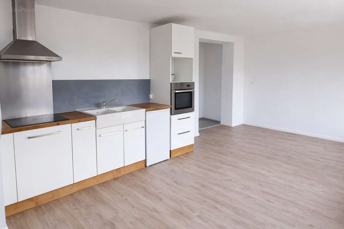 Appartement à GRENAY