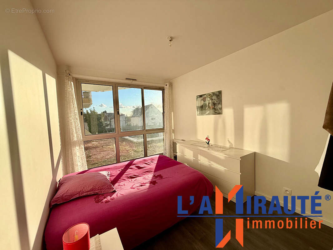 Appartement à SARTROUVILLE