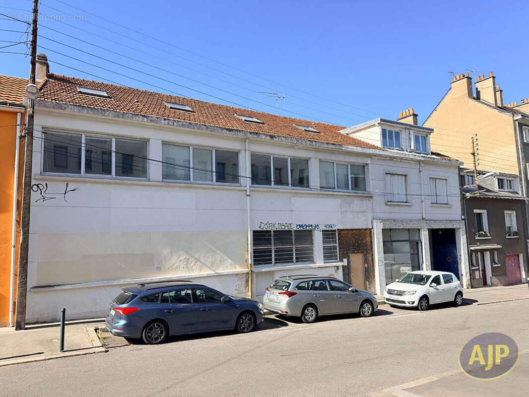 Immeuble 1050m2 nantes - photo 2