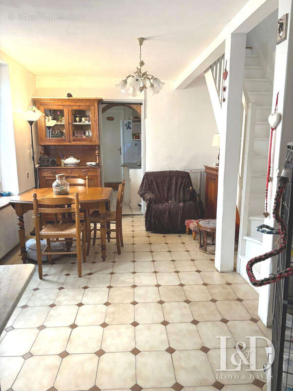 Maison à SAULX-LES-CHARTREUX