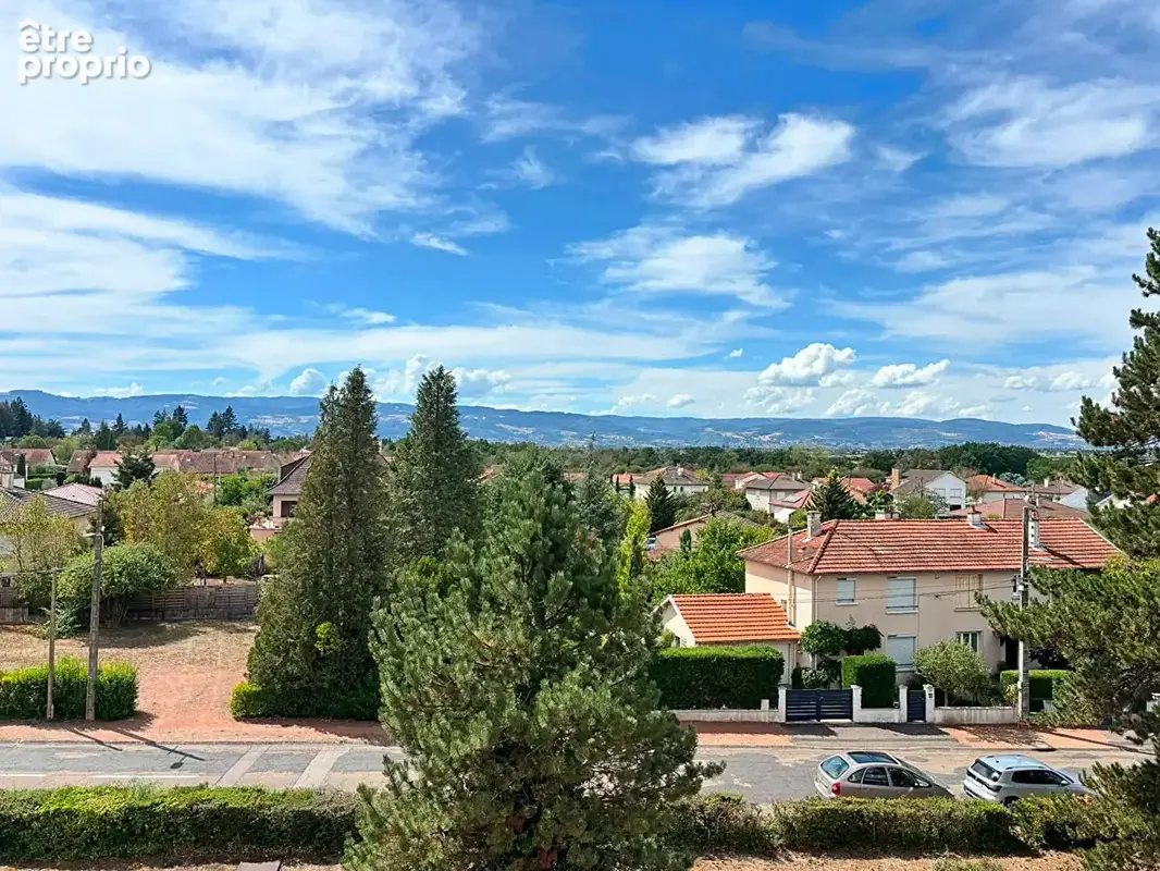 Appartement 2 pieces 42 m² riorges - photo 10