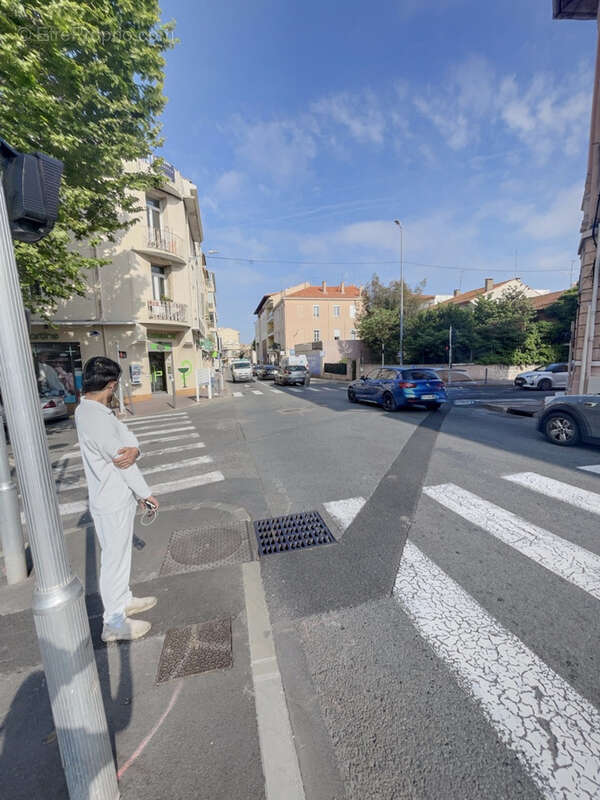 Commerce à SAINT-RAPHAEL