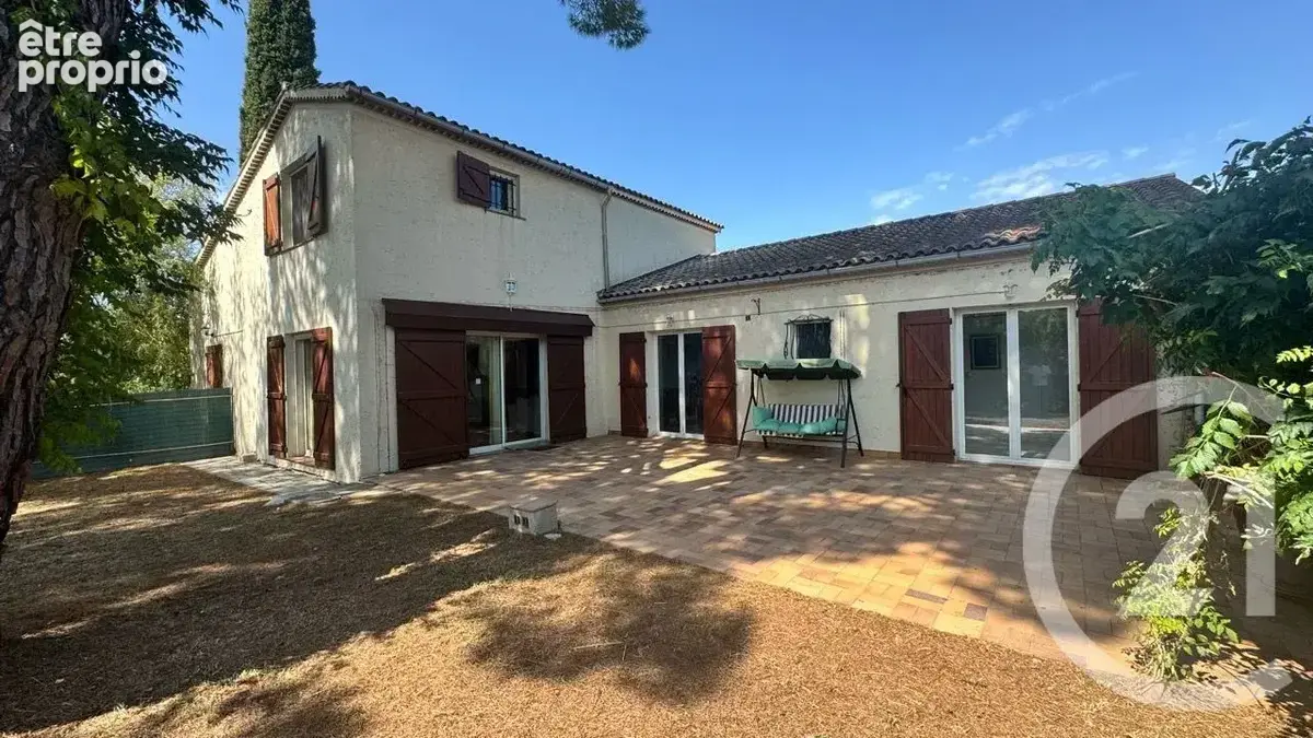 Maison 8 pièces 216 m² à vendre à La Garde (83130) - photo 2