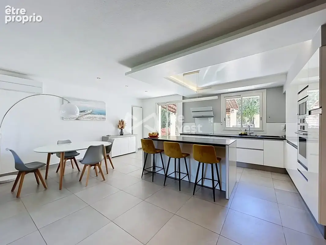 Maison 7 pièces 155 m² à vendre à Mauguio (34130) - photo 6