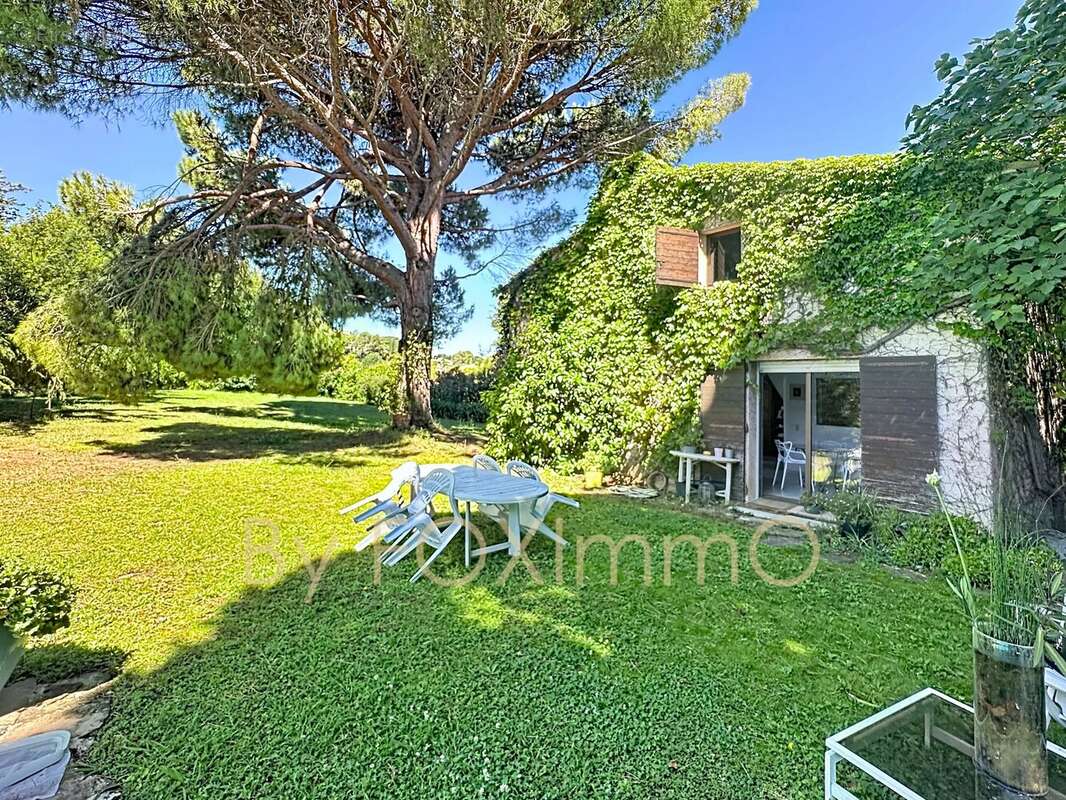 Maison à MOUGINS