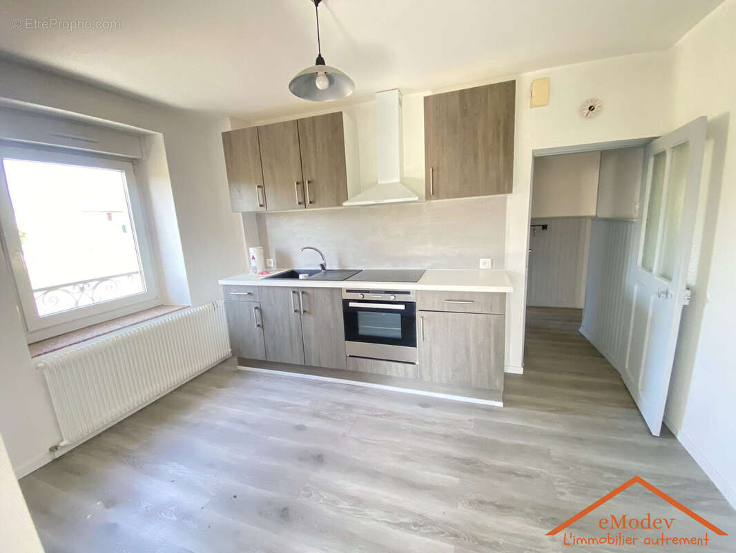 Maison 276 m² à Anould  - photo 9