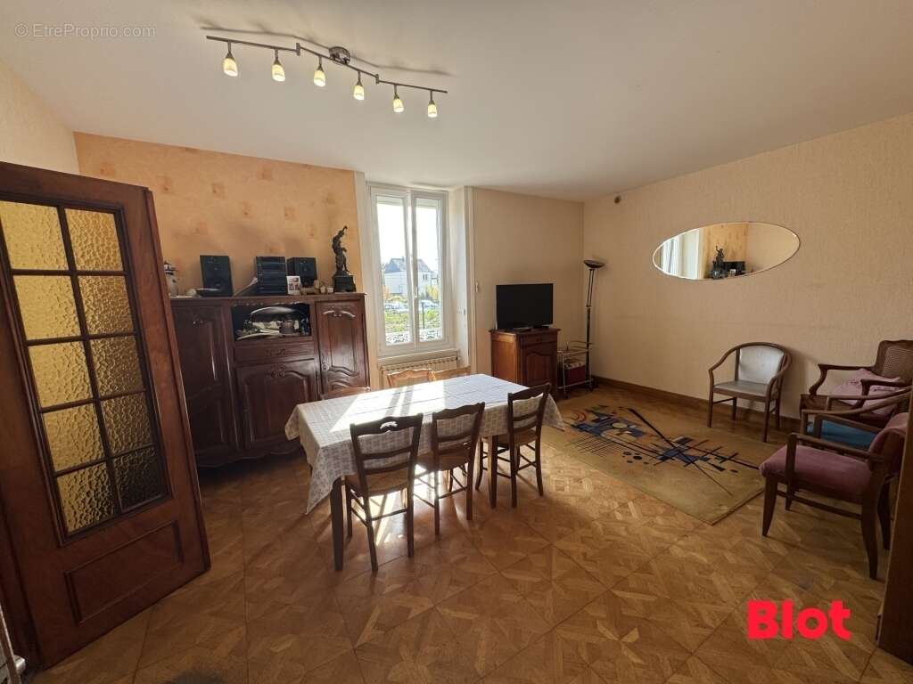 Maison à CHATEAUBOURG