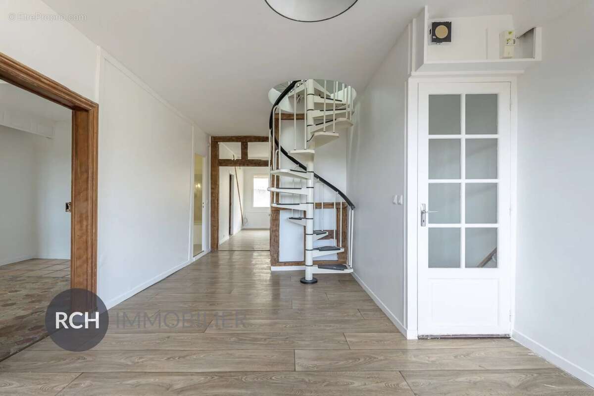 Appartement à MONTFORT-L'AMAURY