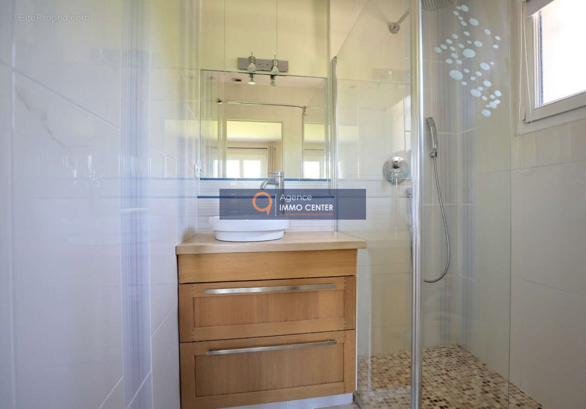 Maison T5 de plain pied avec piscine - photo 14