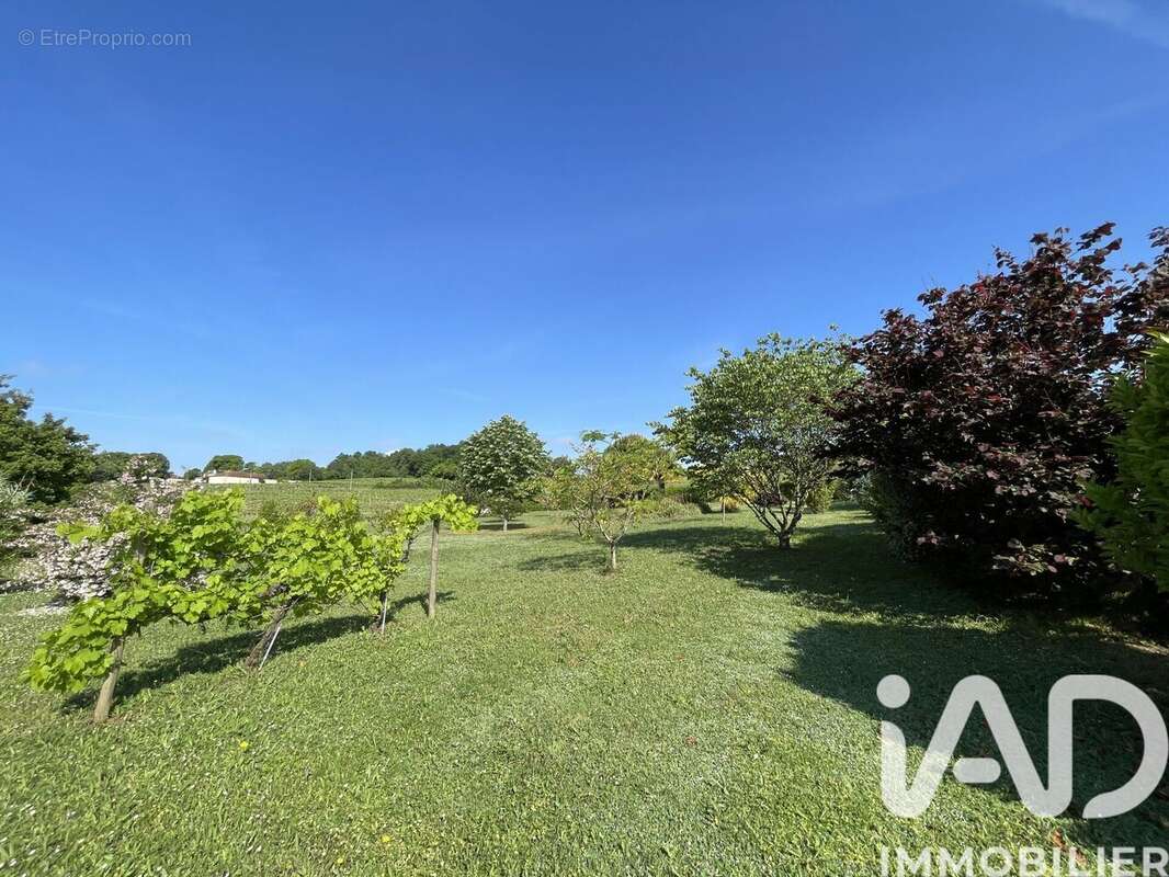 Maison 185 m² à Sainte-Lheurine  - photo 9