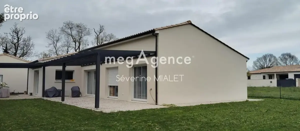 Maison à JULIENNE