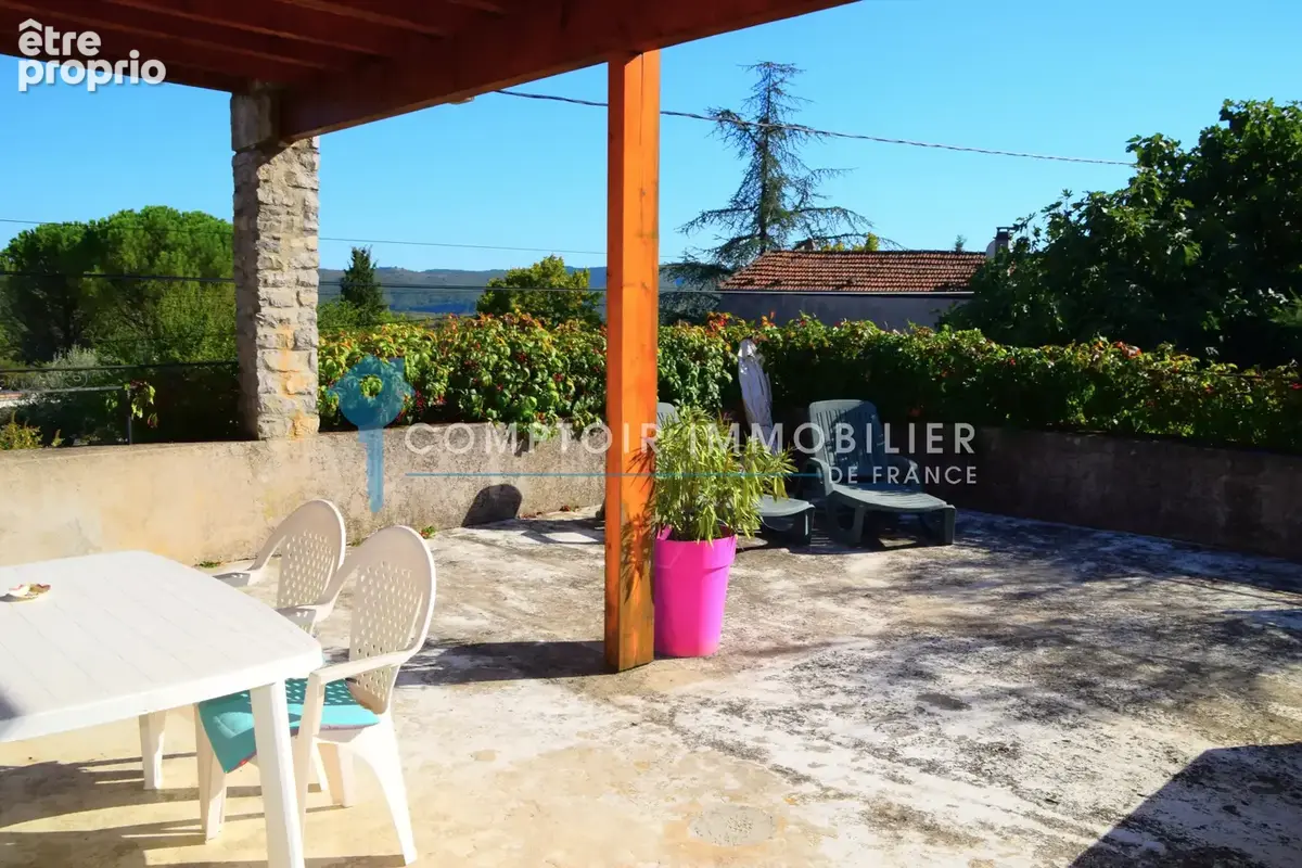 Dépt. 07 - A VENDRE à LAVILLEDIEU - Grand Mas de 530 m2 avec 7 appartements loués - Parcelle de 1600 m2. Inves - photo 16