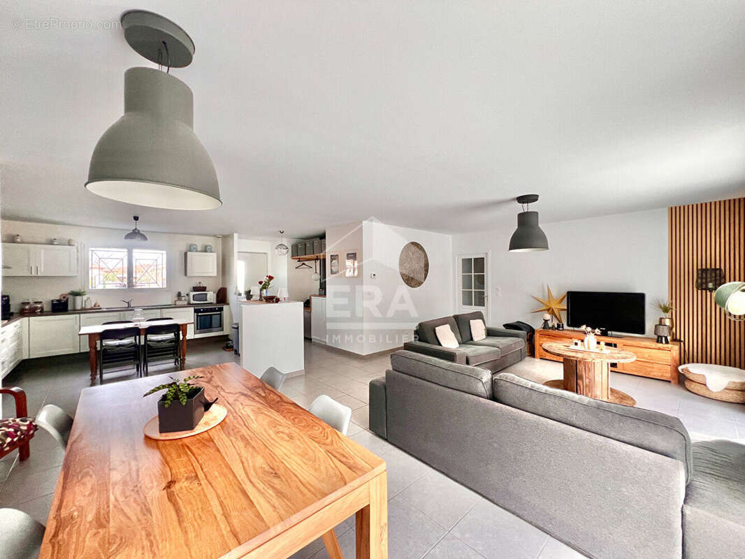 Maison à BELIN-BELIET