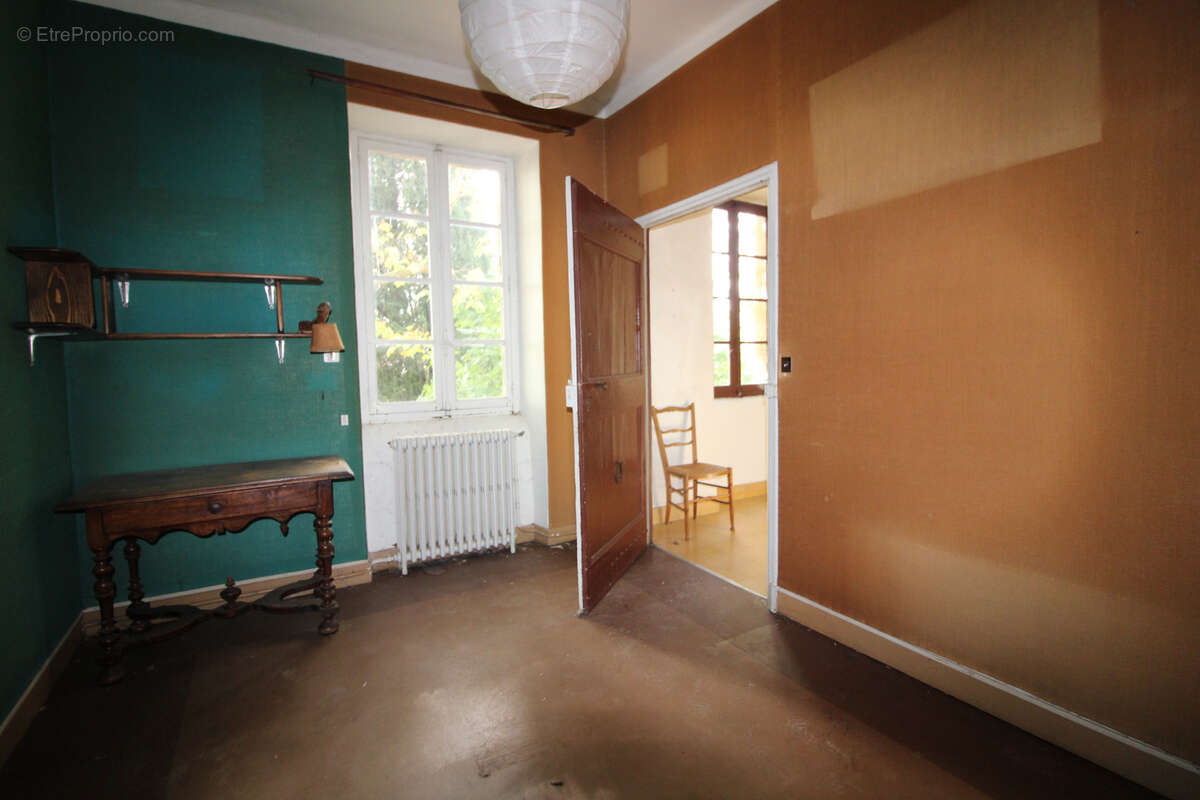 Maison à SAINT-CHRISTOL-LES-ALES