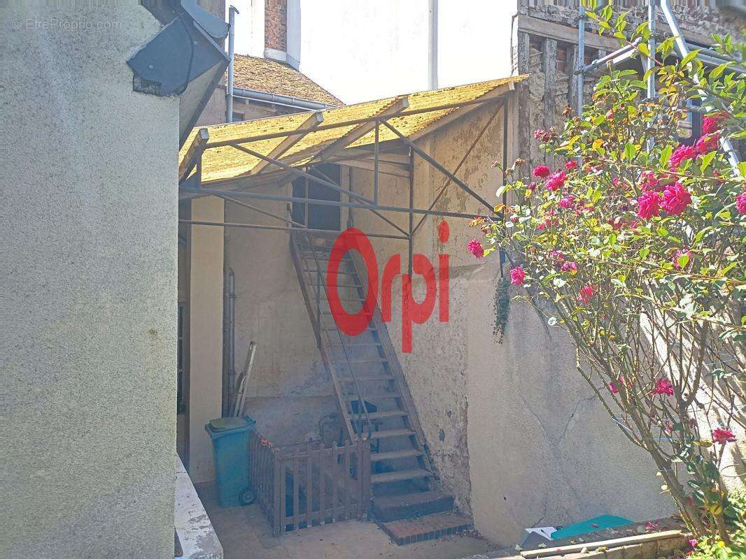 Maison à MONDOUBLEAU