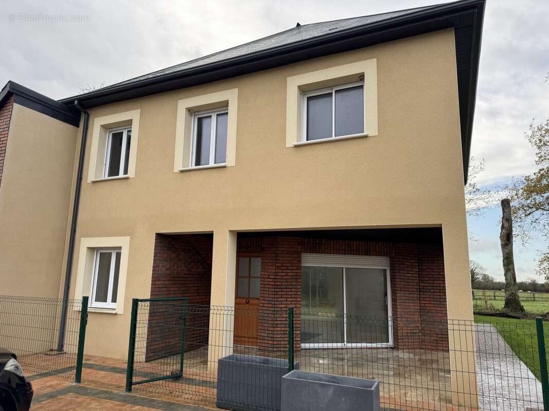 Maison 150 m² à Goustranville  - photo 3