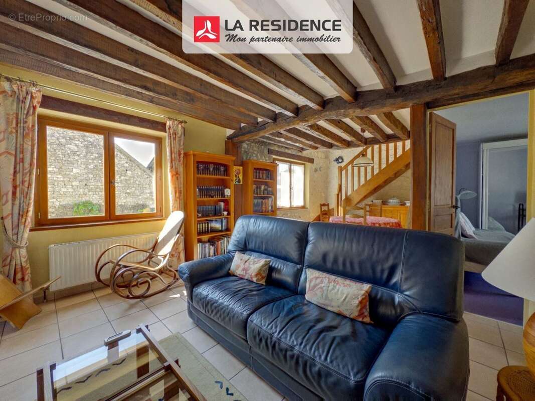 Maison à AULNAY-SUR-MAULDRE