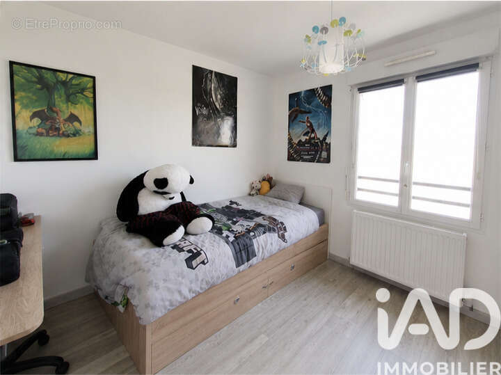Maison 110 m² à Peroy-Les-Gombries  - photo 7
