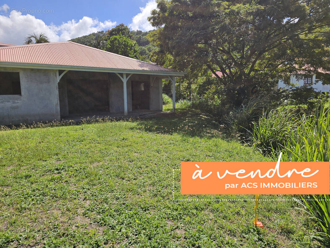 Maison à LES TROIS-ILETS