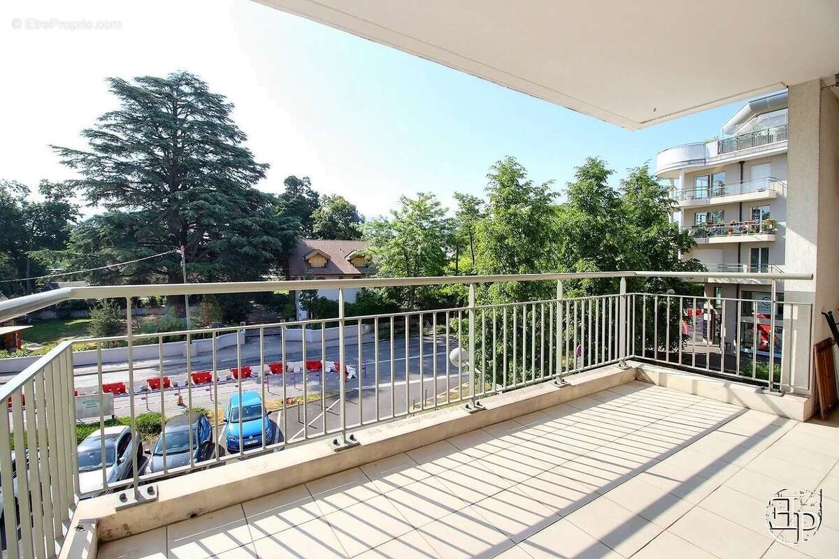 Appartement à SAINT-JULIEN-EN-GENEVOIS