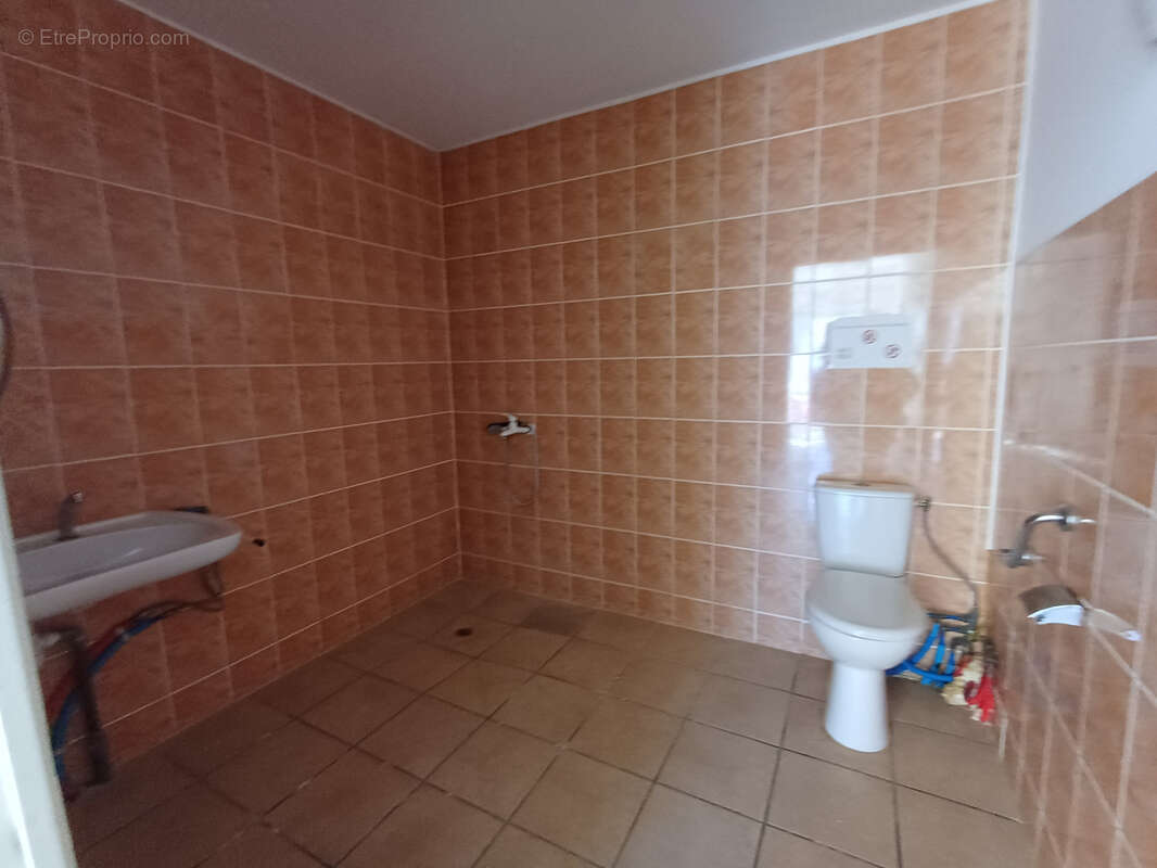 Autre à MAGALAS