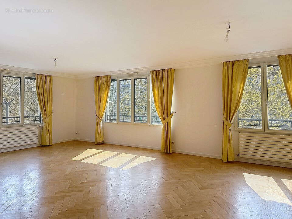 Appartement à LYON-6E