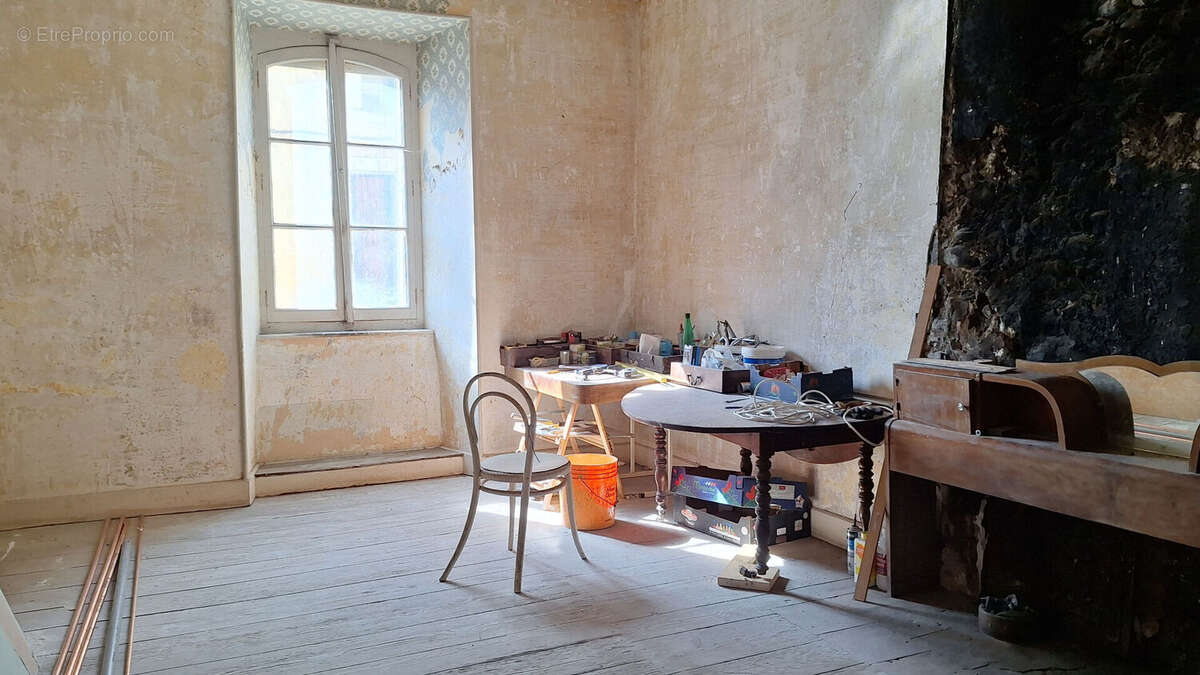 Appartement à SAINT-MARTORY