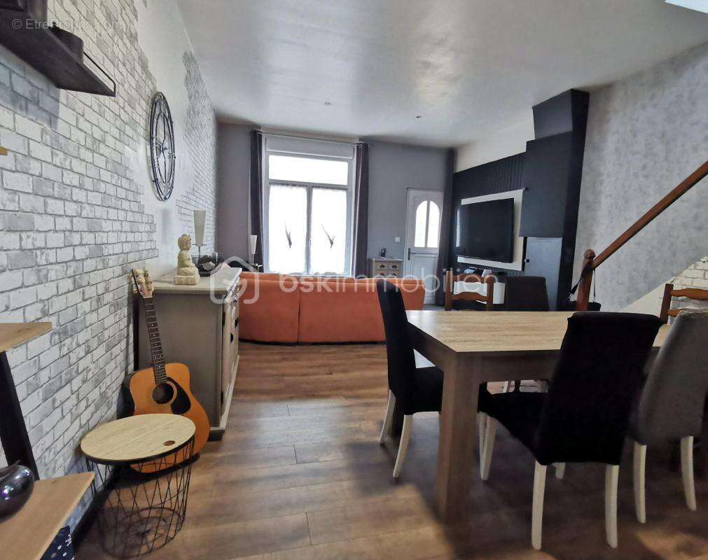 Maison à EU