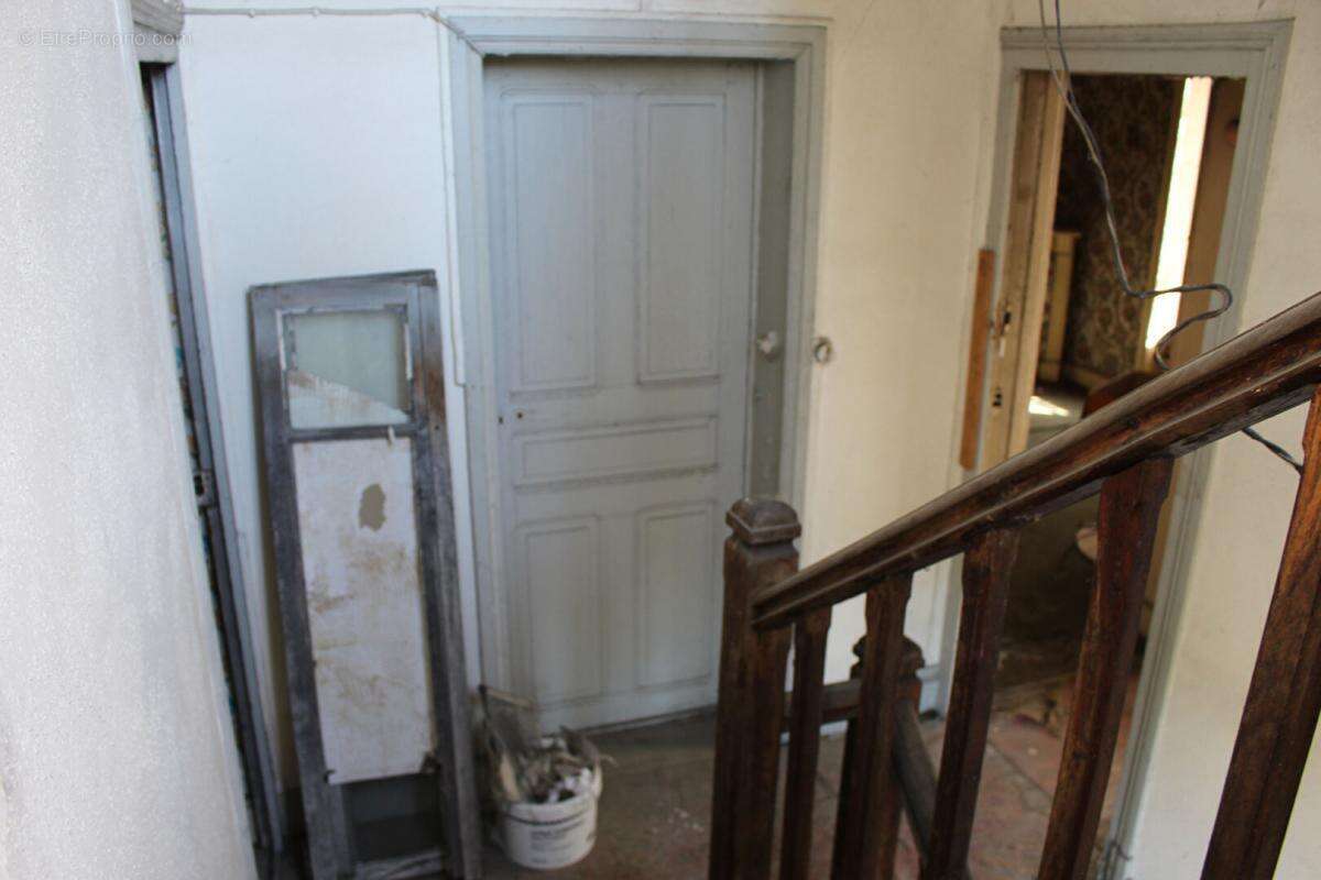 Appartement à BORT-LES-ORGUES