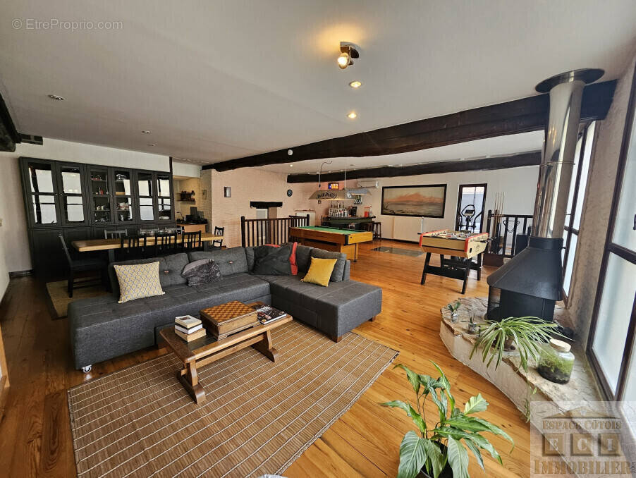 Maison à LA COTE-SAINT-ANDRE