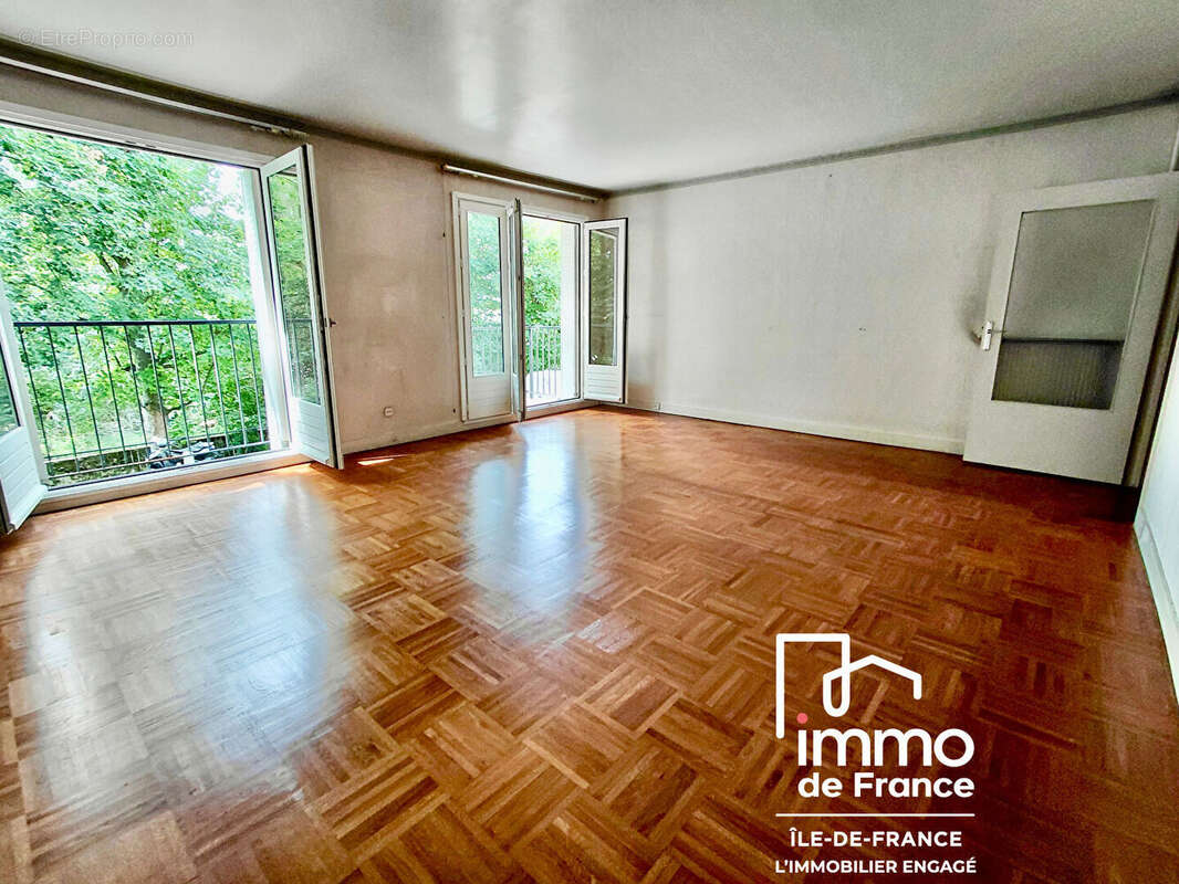 Appartement à VERSAILLES