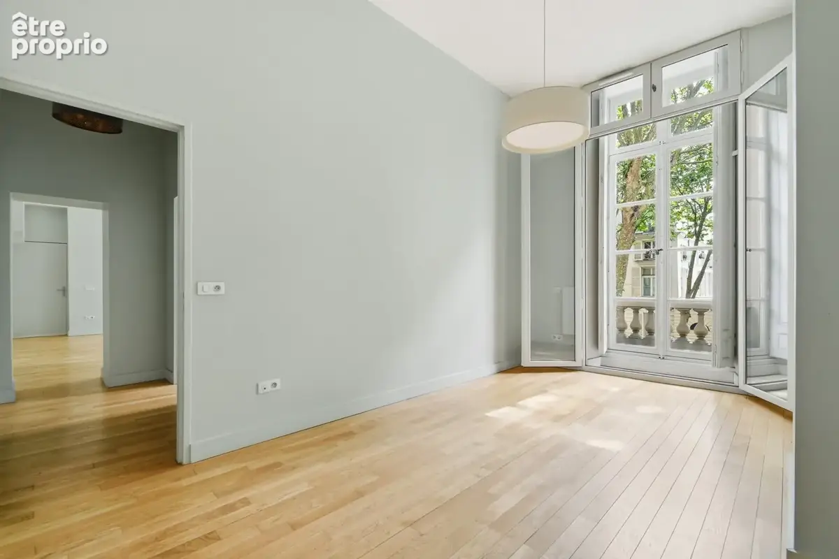 Appartement 4 pièces 102 m² à vendre à Versailles (78000) - photo 2