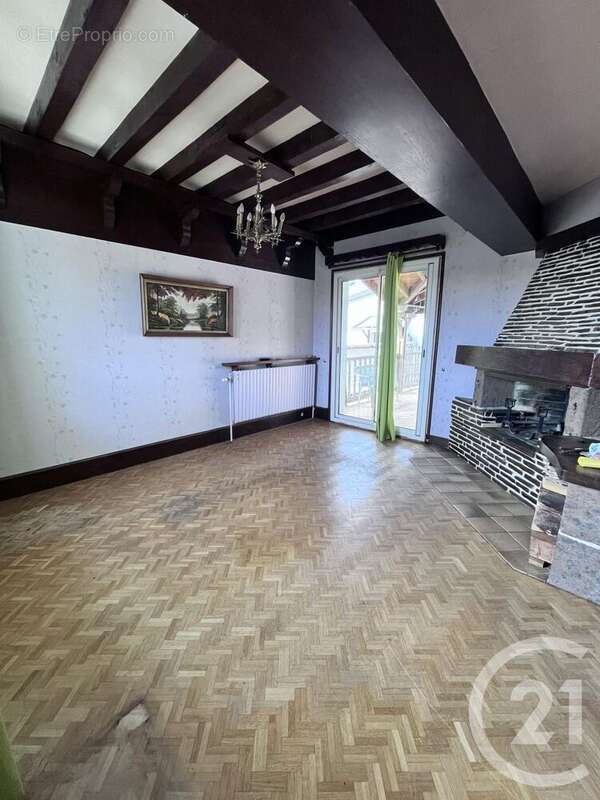 Maison à MUR-DE-BARREZ