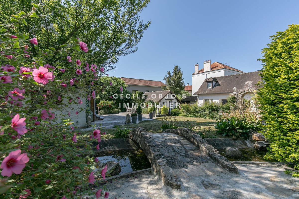 Maison à CHAMPIGNY-SUR-MARNE