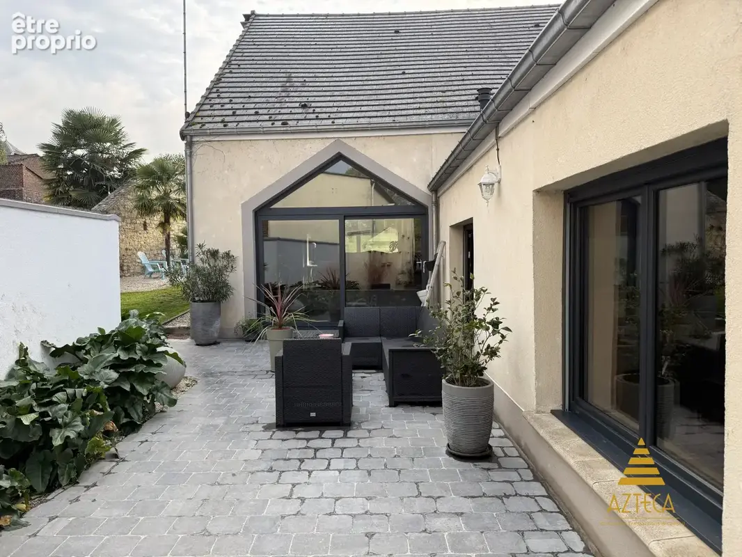Maison 8 pièces 258 m² à vendre à Noyelles-Sur-Escaut (59159) - photo 1