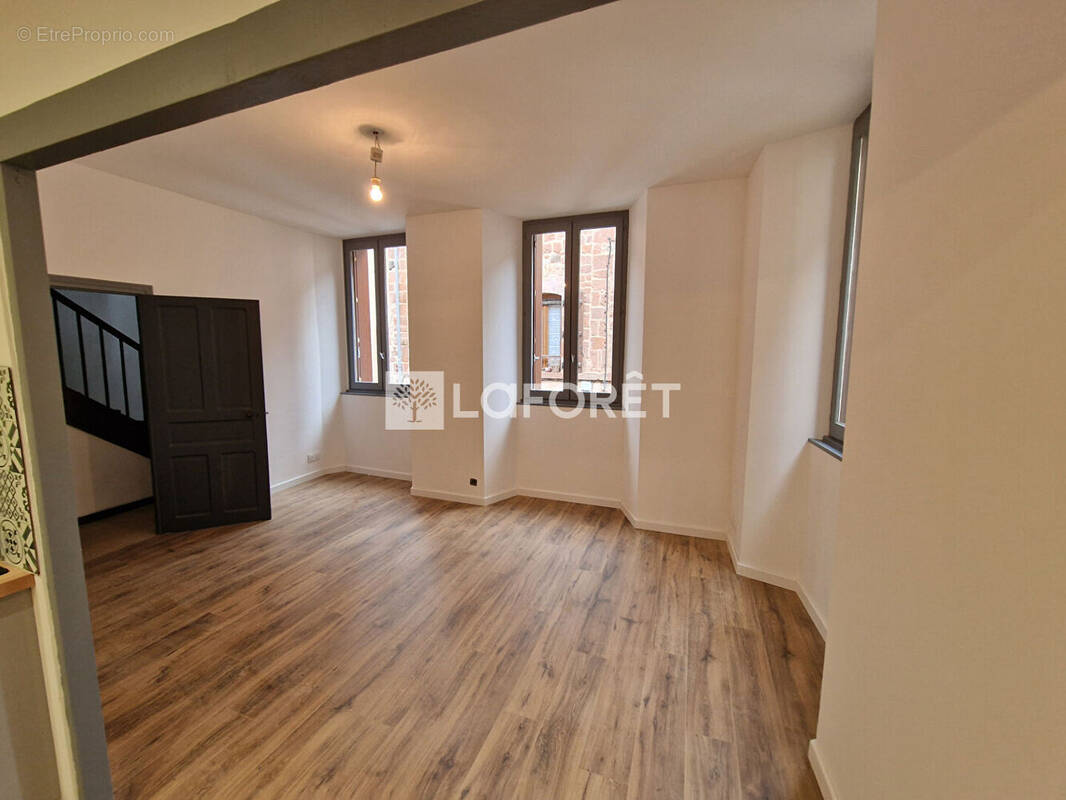 Maison à MARCILLAC-VALLON