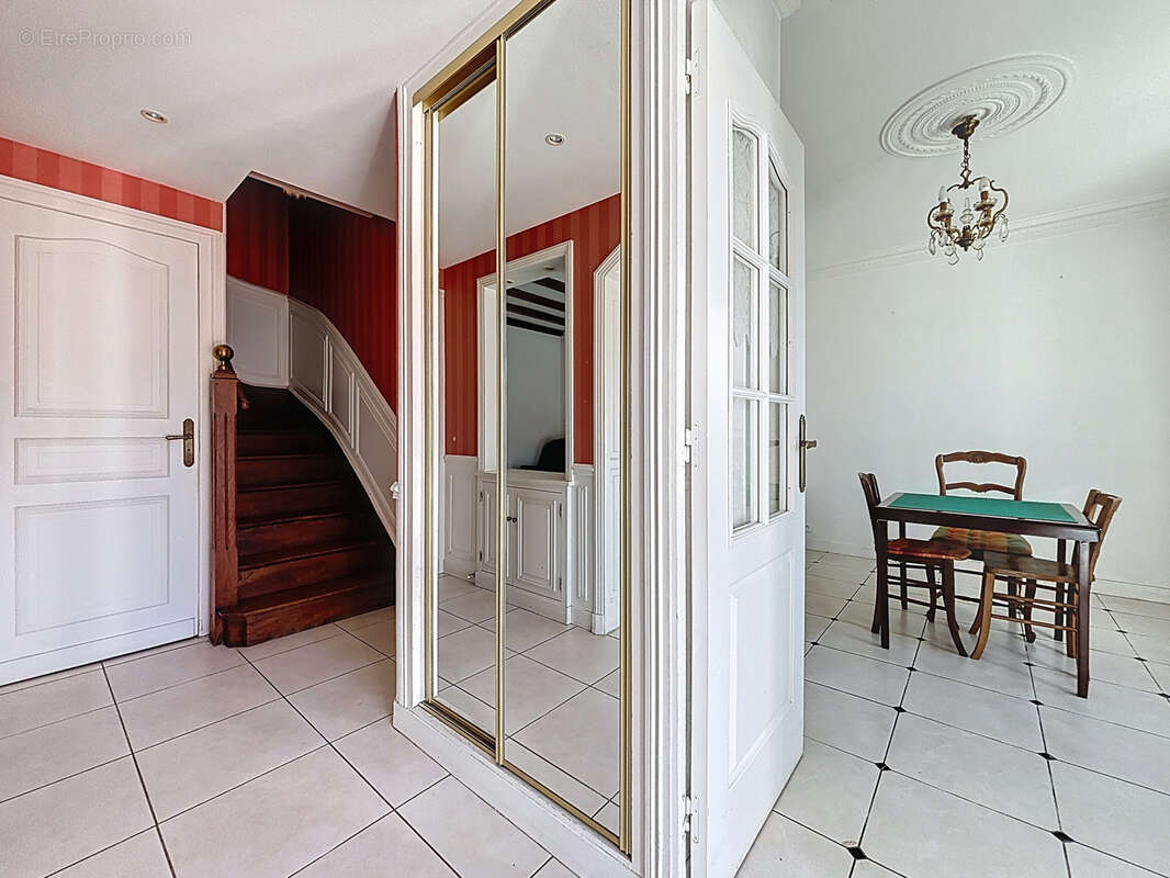 Maison à LA HAYE-DU-PUITS