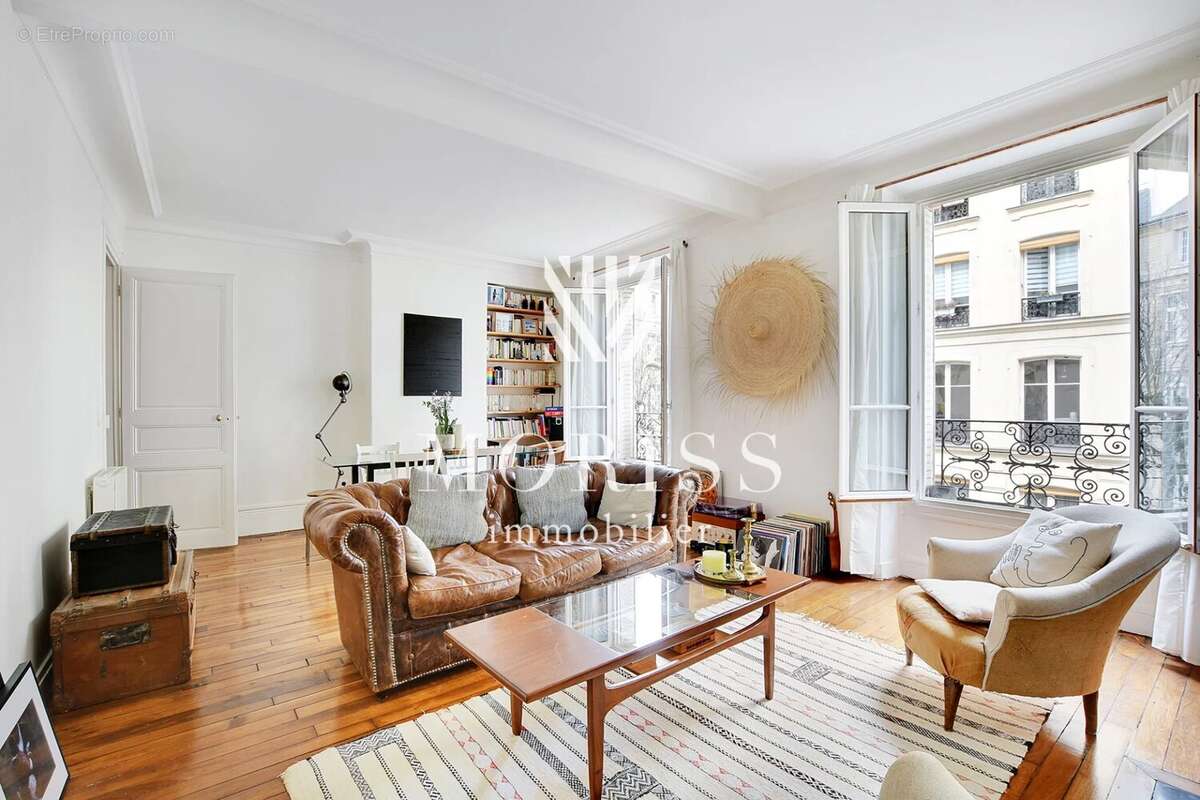 Appartement à PARIS-12E