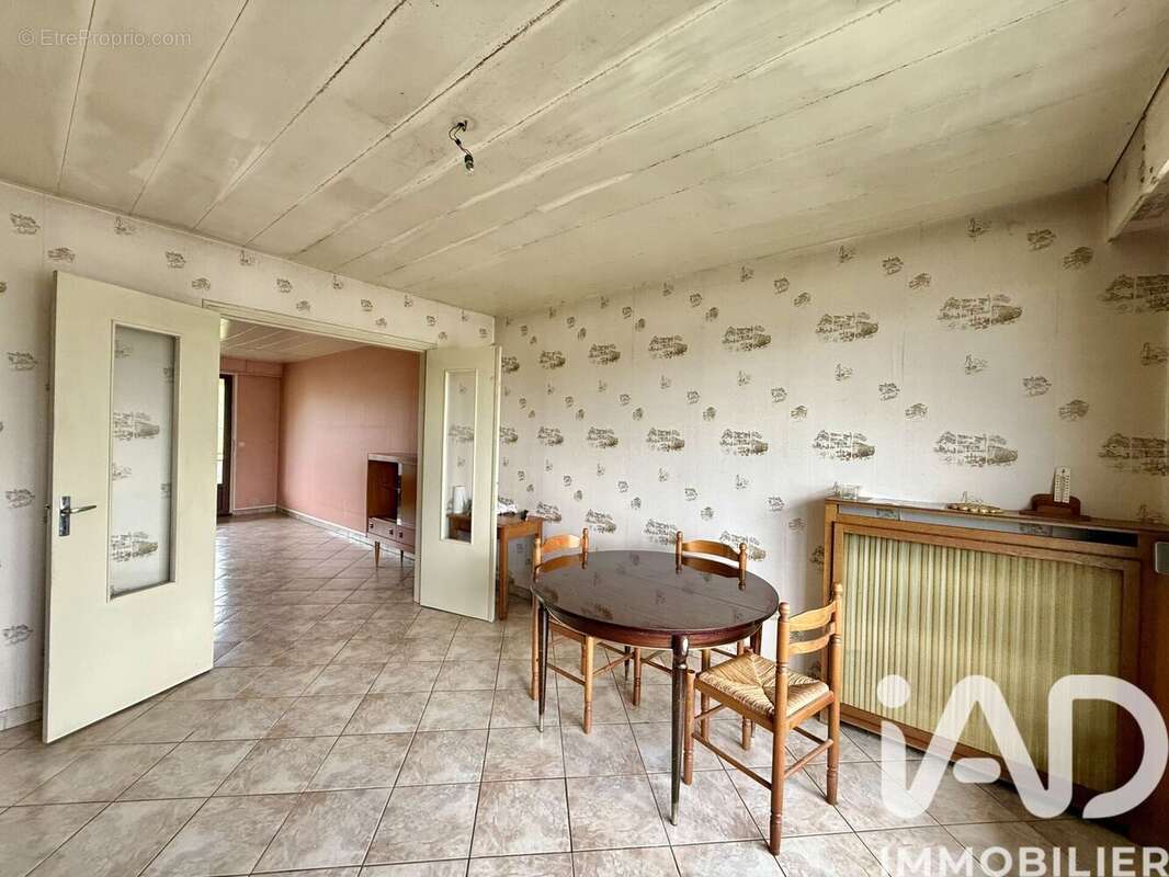 Photo 8 - Maison à VIGNEUX-SUR-SEINE