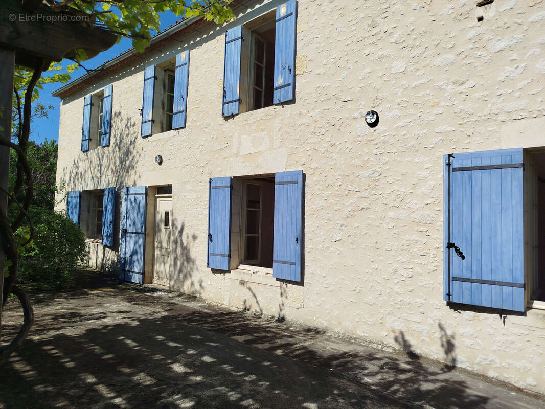 Maison à SAINTE-RADEGONDE