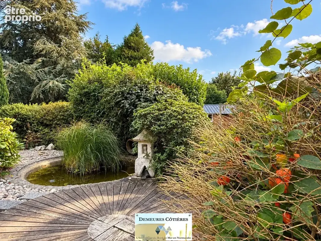 Maison d'architecte au coeur d'un jardin paysager avec dépendances - Manéglise - photo 13