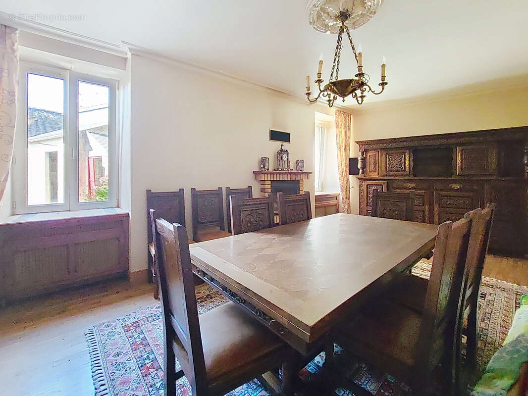 PLOUARET : Maison familiale en pierre à rénover - photo 3
