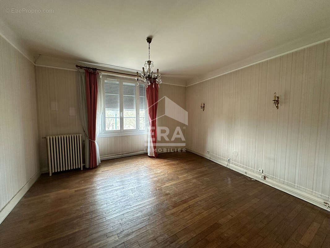 Maison à SAINT-MAUR